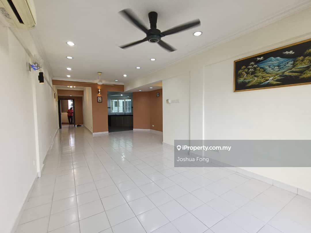 A corner unit for sale in La Vista Condo