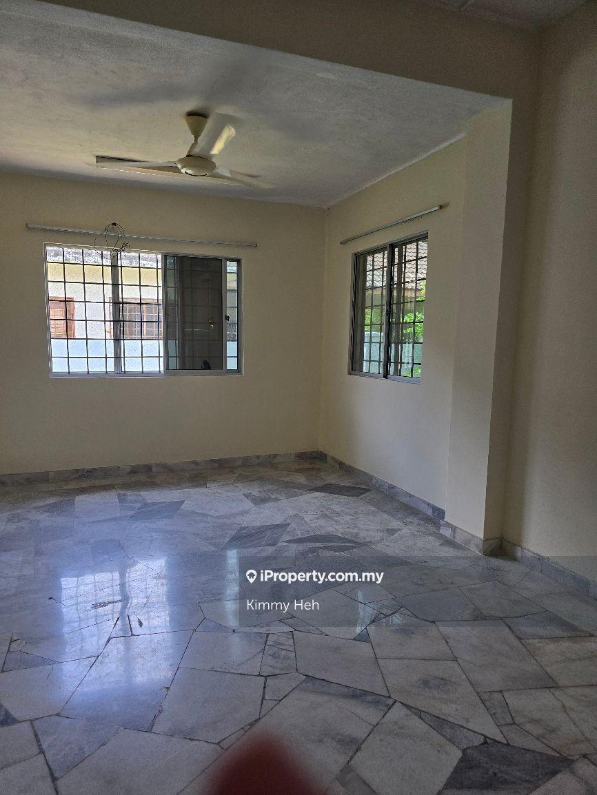 Bukit Sentosa single storey bungalow house for sale