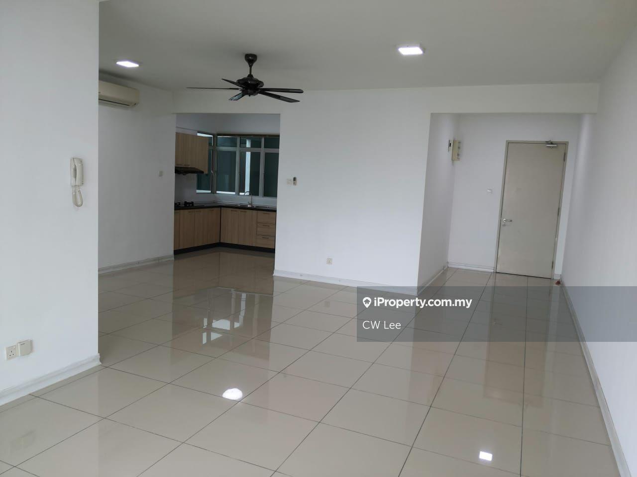 Kiara Residence @ Bukit Jalil (Walking Distance to LRT) for Sale 618k!