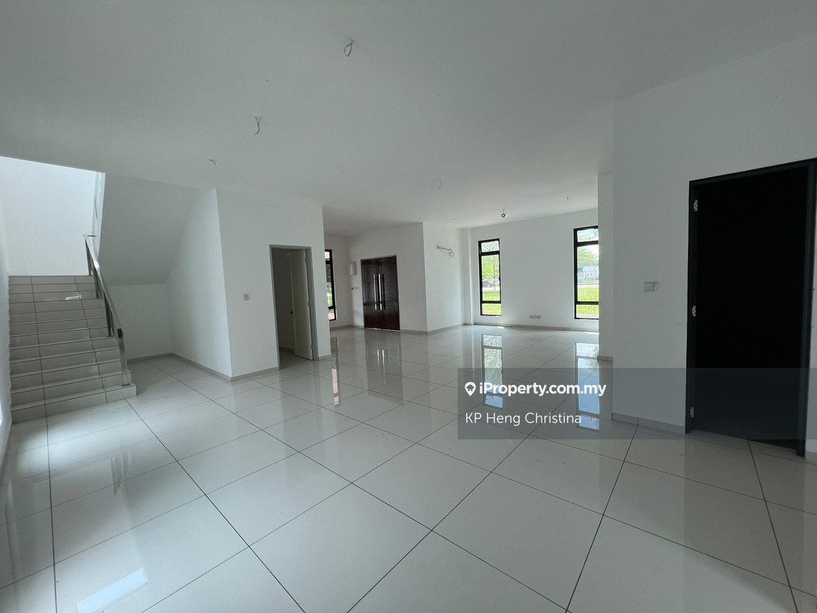 Melaka Batu Berendam Bungalow House for sale 