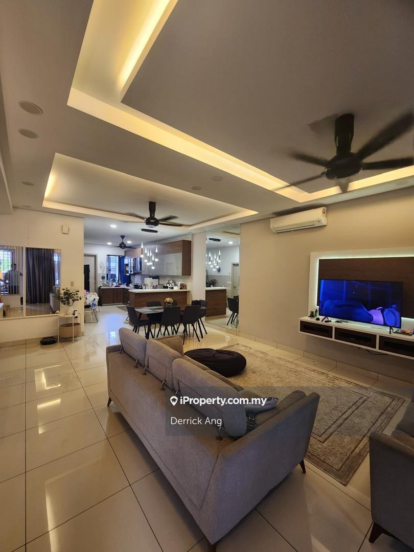 Worth Buy Reovated 2 Storey Terrace @ Elmina Valley 4