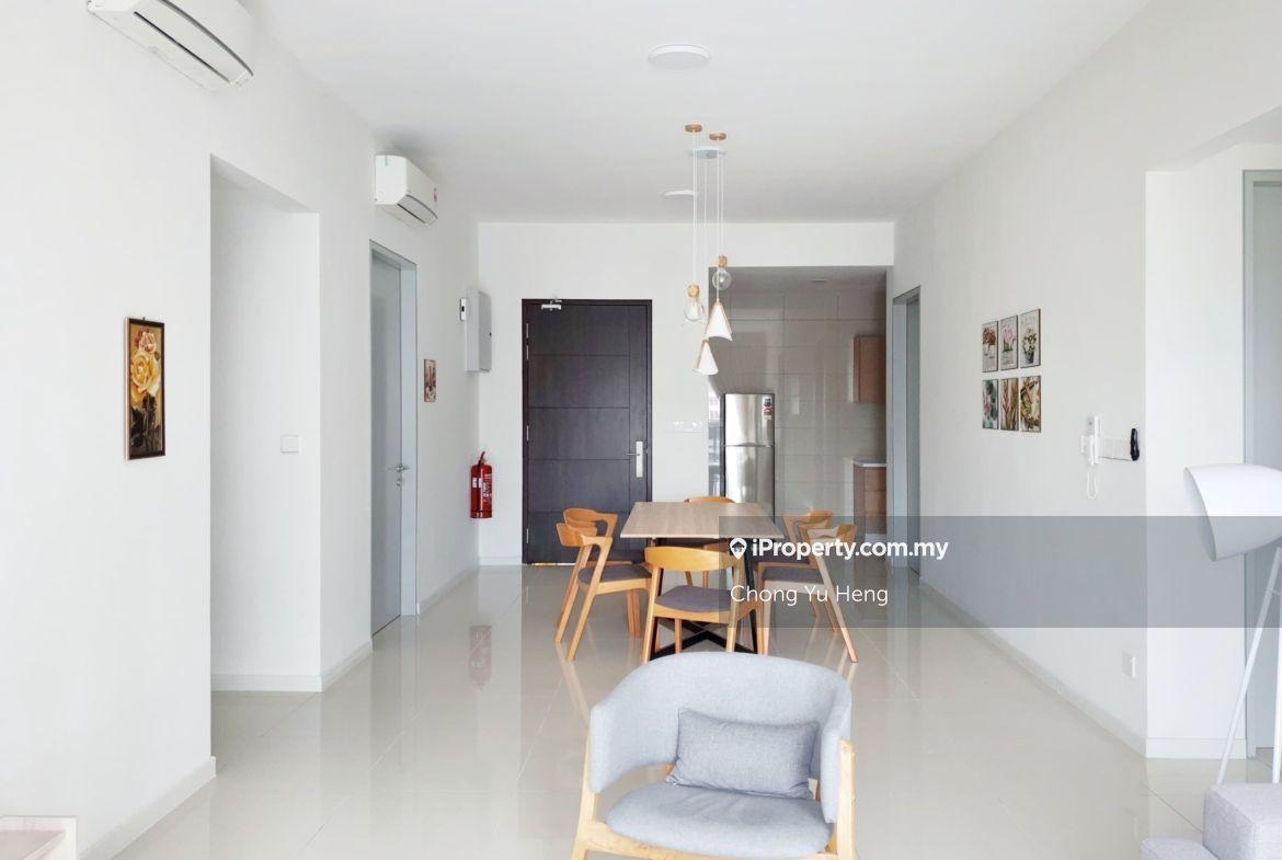 Good condition unit for sale, sunway, monash, taylor