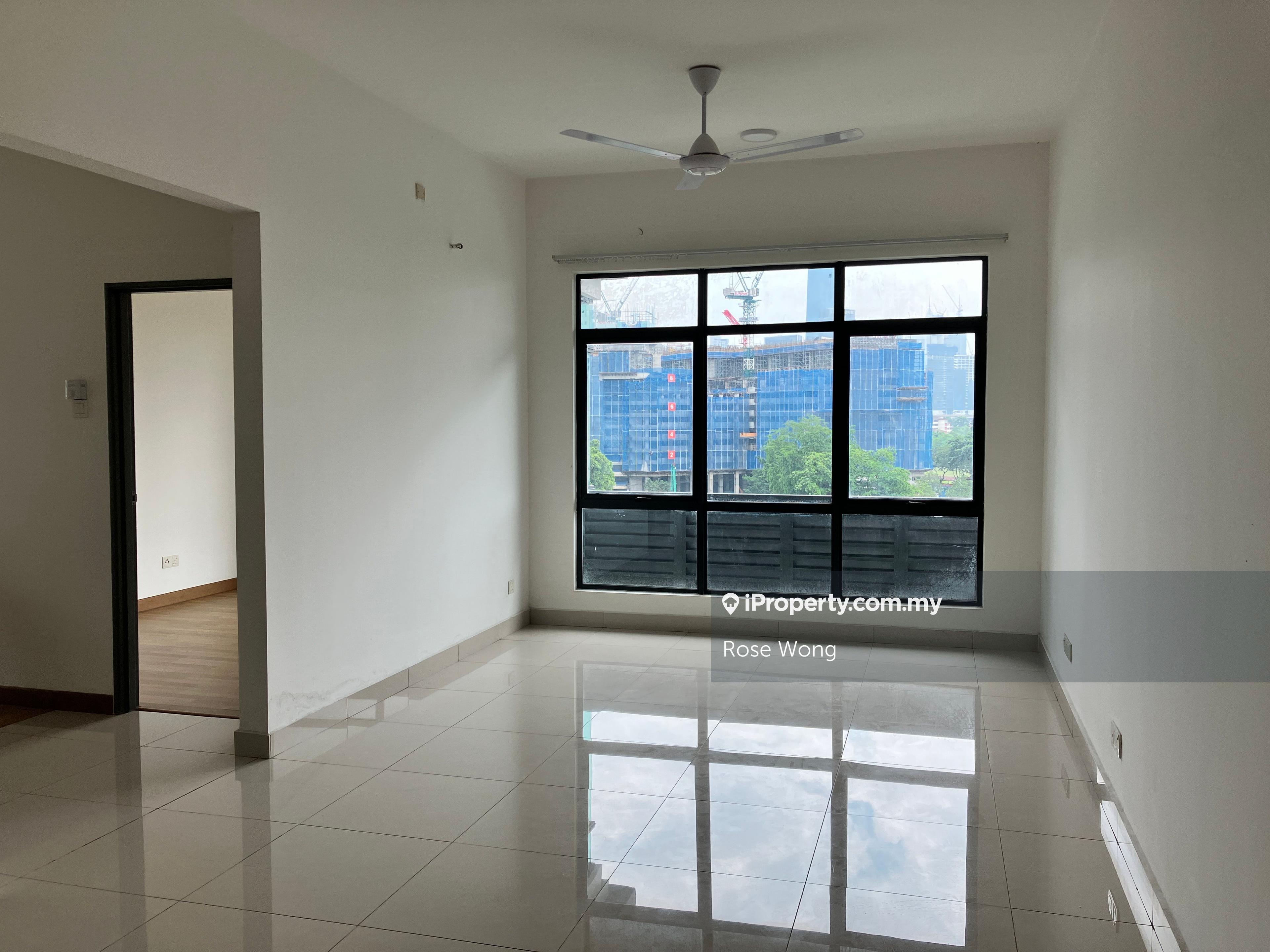 Super Cheap! Below Value! Must Go! Short Walk to Malls, MRT & LRT!