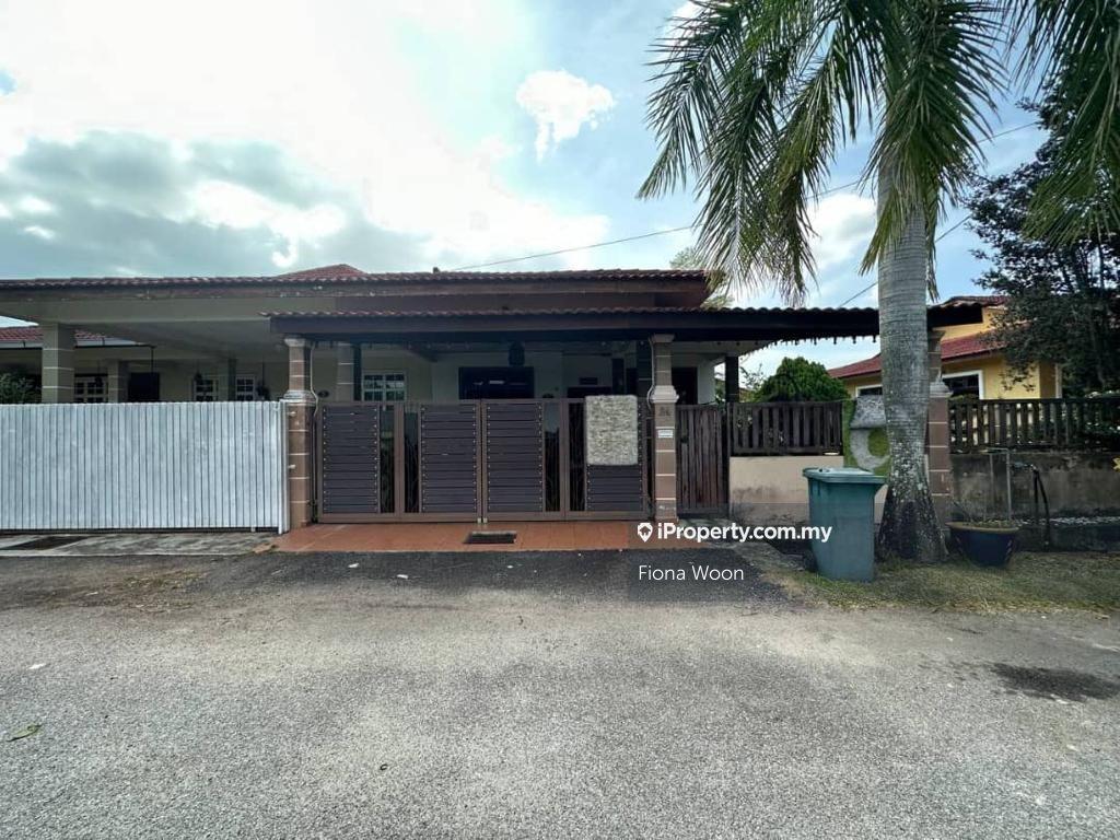 Single Storey Semi D For Sale Taman Padang Temu, Ujong Pasir Melaka