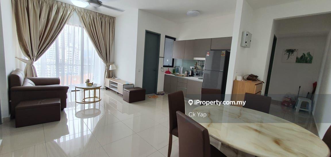 Corner unit fully furnished only rm 1900