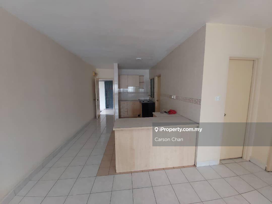 Flora Damansara Apartment @ Damansara Perdana