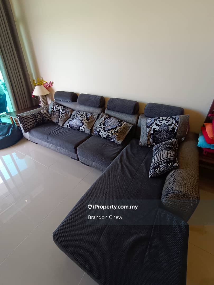 Skyvilla Condominium For Rent