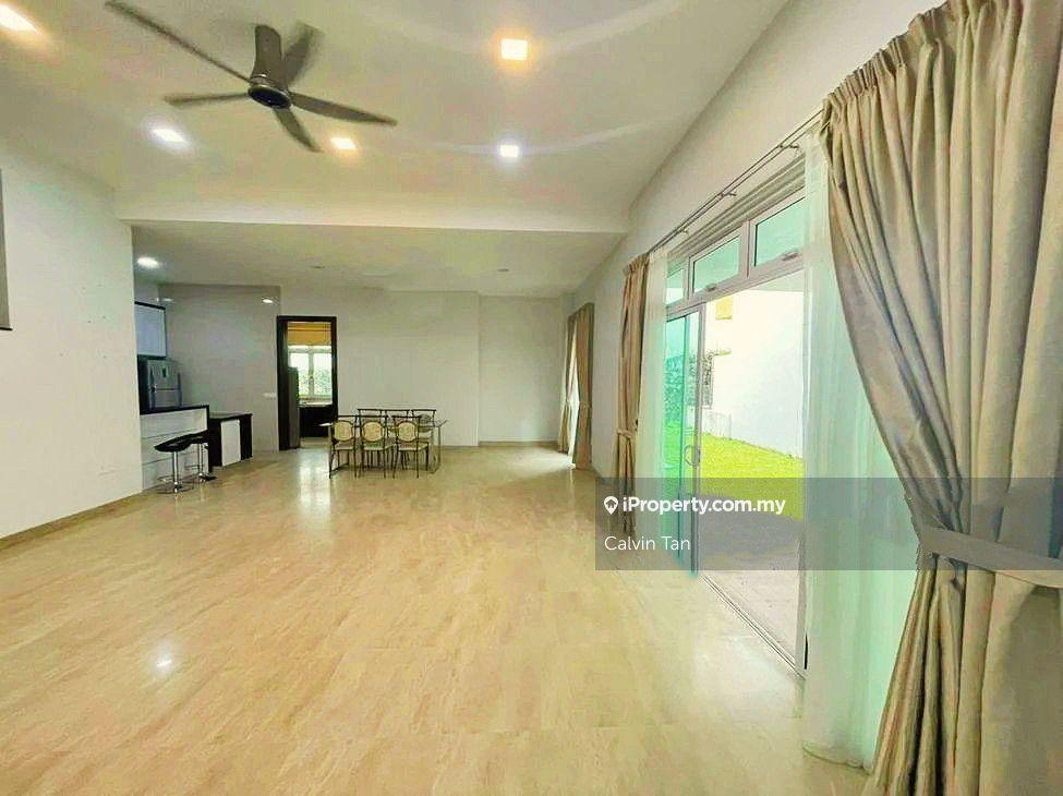 Nice bungalow, good condition, renovated, hot location