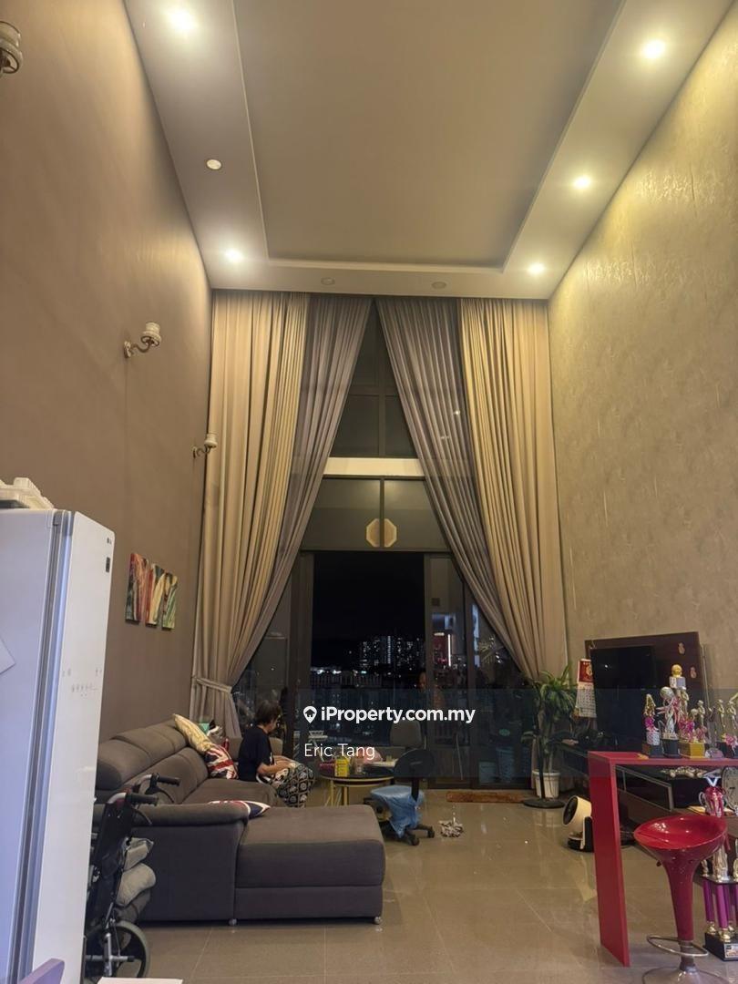 Double Volume High Ceiling, Furnished, Renovated, Freehold, 2 Car Park