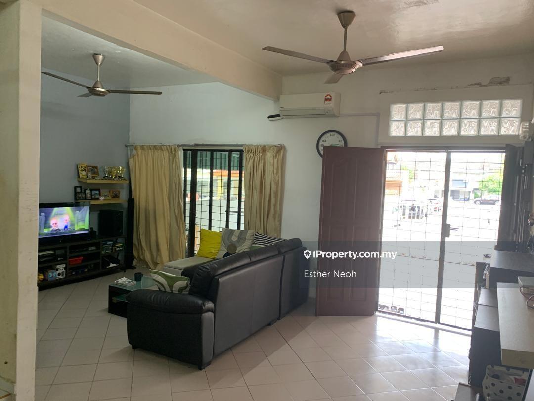 2 Storey Terrace Lorong Delima, Gelugor. Well Maintained.