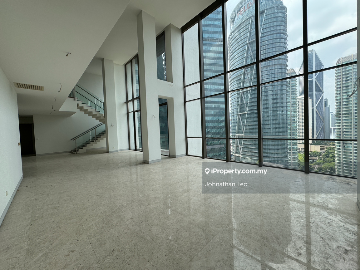 Suria Stonor Duplex For Sale !