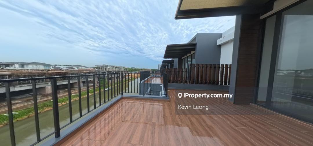 Senibong Waterway 3 storey