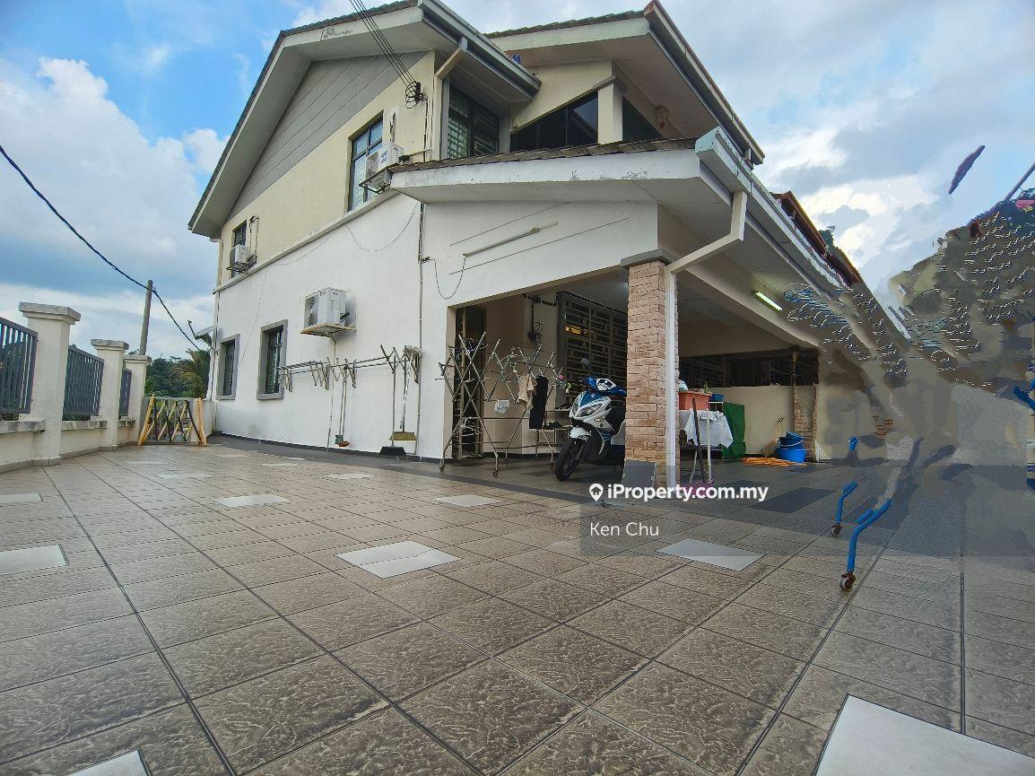Well maintained corner lot for sale