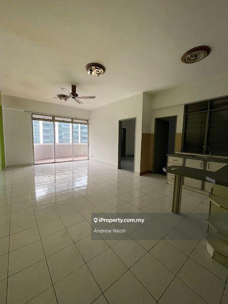 Freehold , Next to Southgate sungai besi