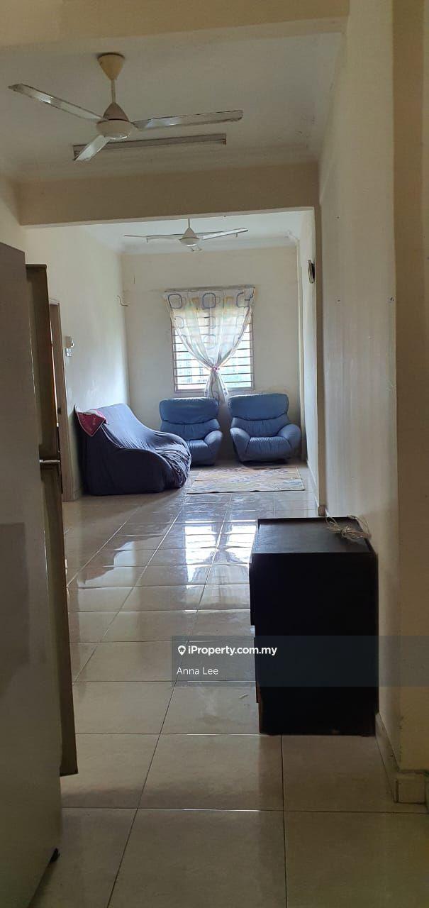 Best Buy Lavender Park partial furnished