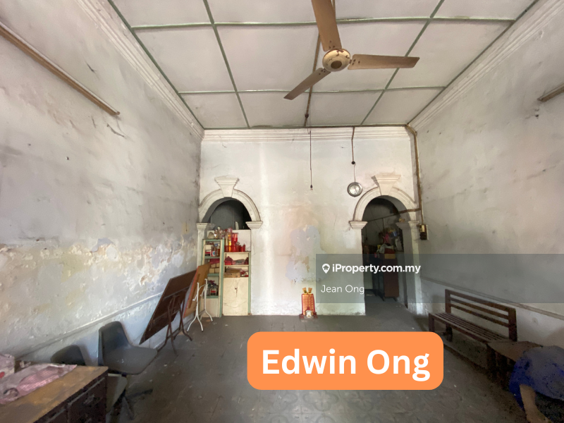 2-Storey Pre-war Shophouse at Jalan Hutton For Sale