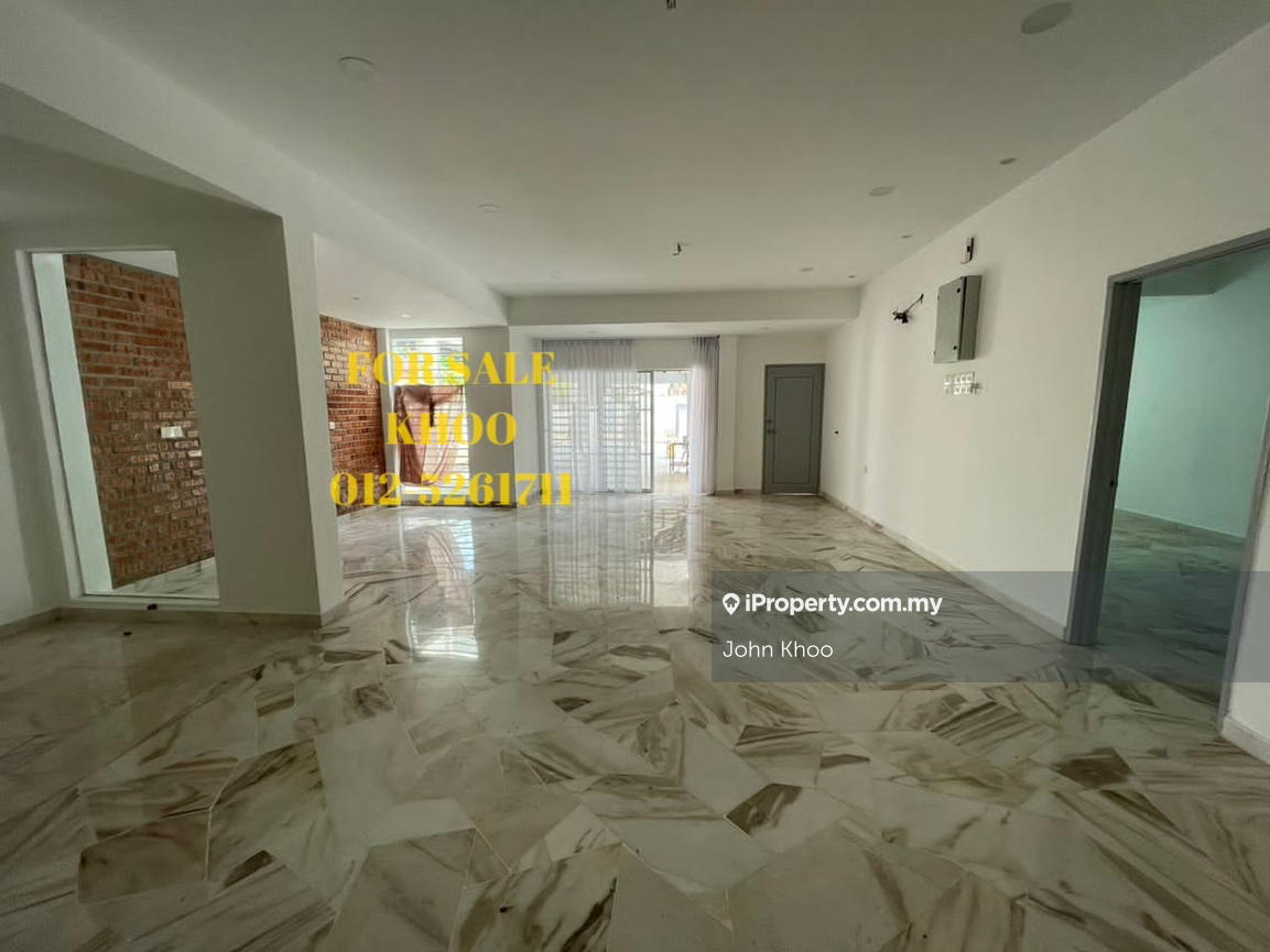 Bungalow house in rasah kemayan,seremban 2