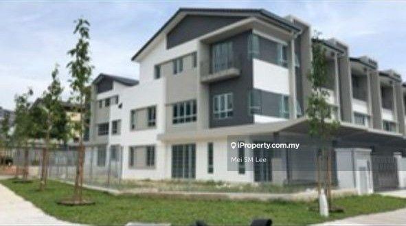 Cornerlot Tropicana Cheras Brand New Freehold 3 Storey Superlink House