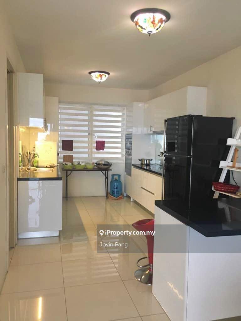 Central Park fully Reno available now