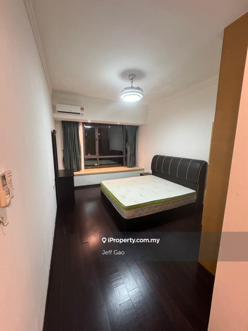 R&f 3 bedroom 2 bath room rent