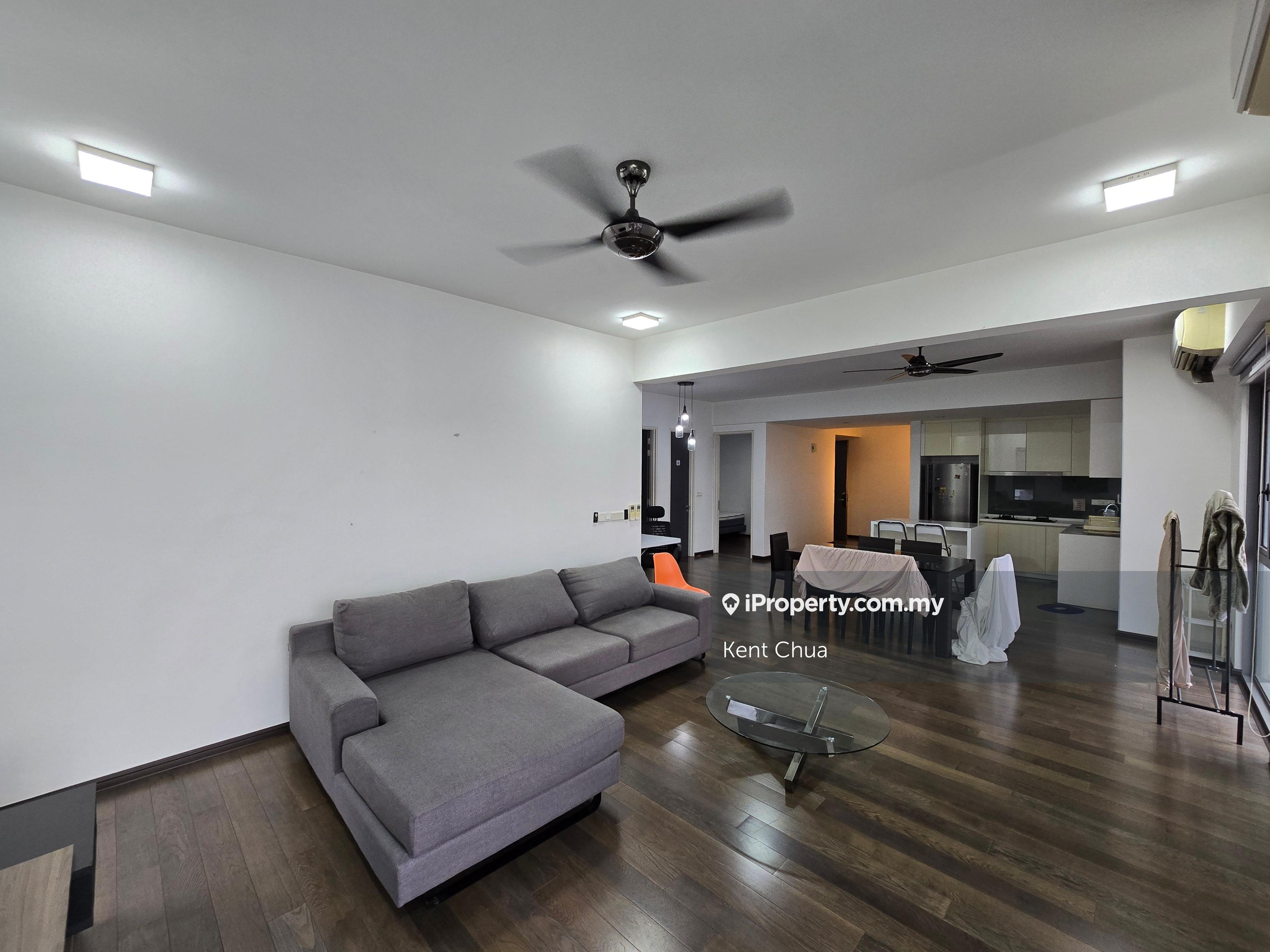 Limited corner unit with balcony