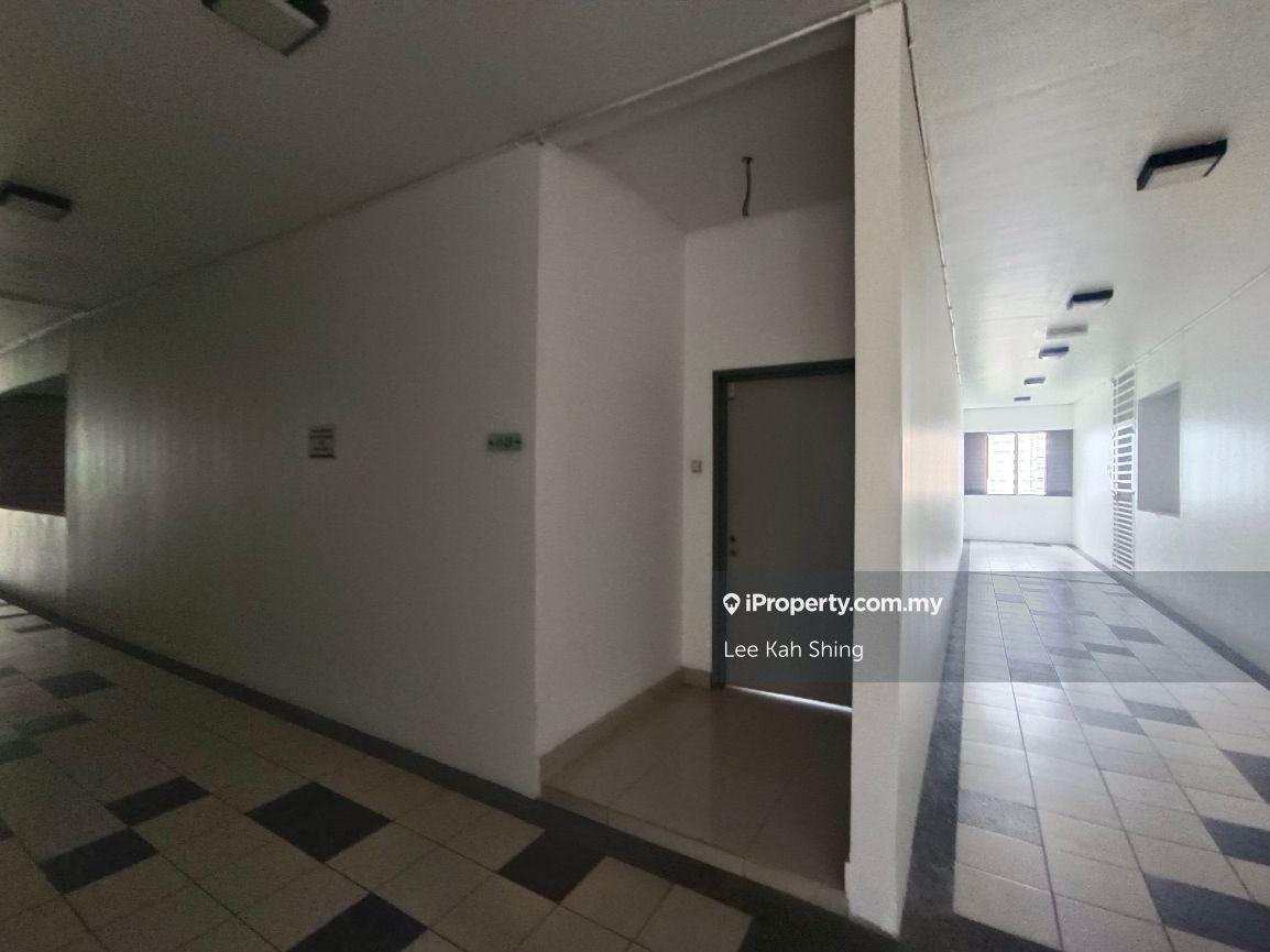 Auction unit