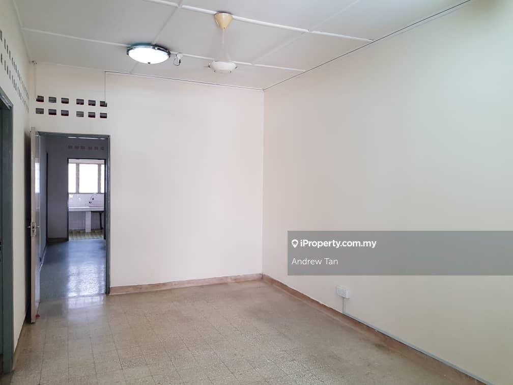 Kepong Baru Single storey house- Good location, near Pasar pagi
