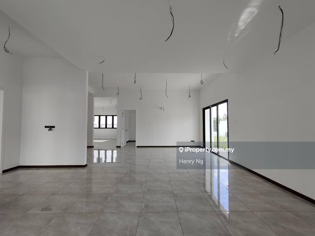 2 Storey Bungalow Sierra Bukit Banyan house For Sale