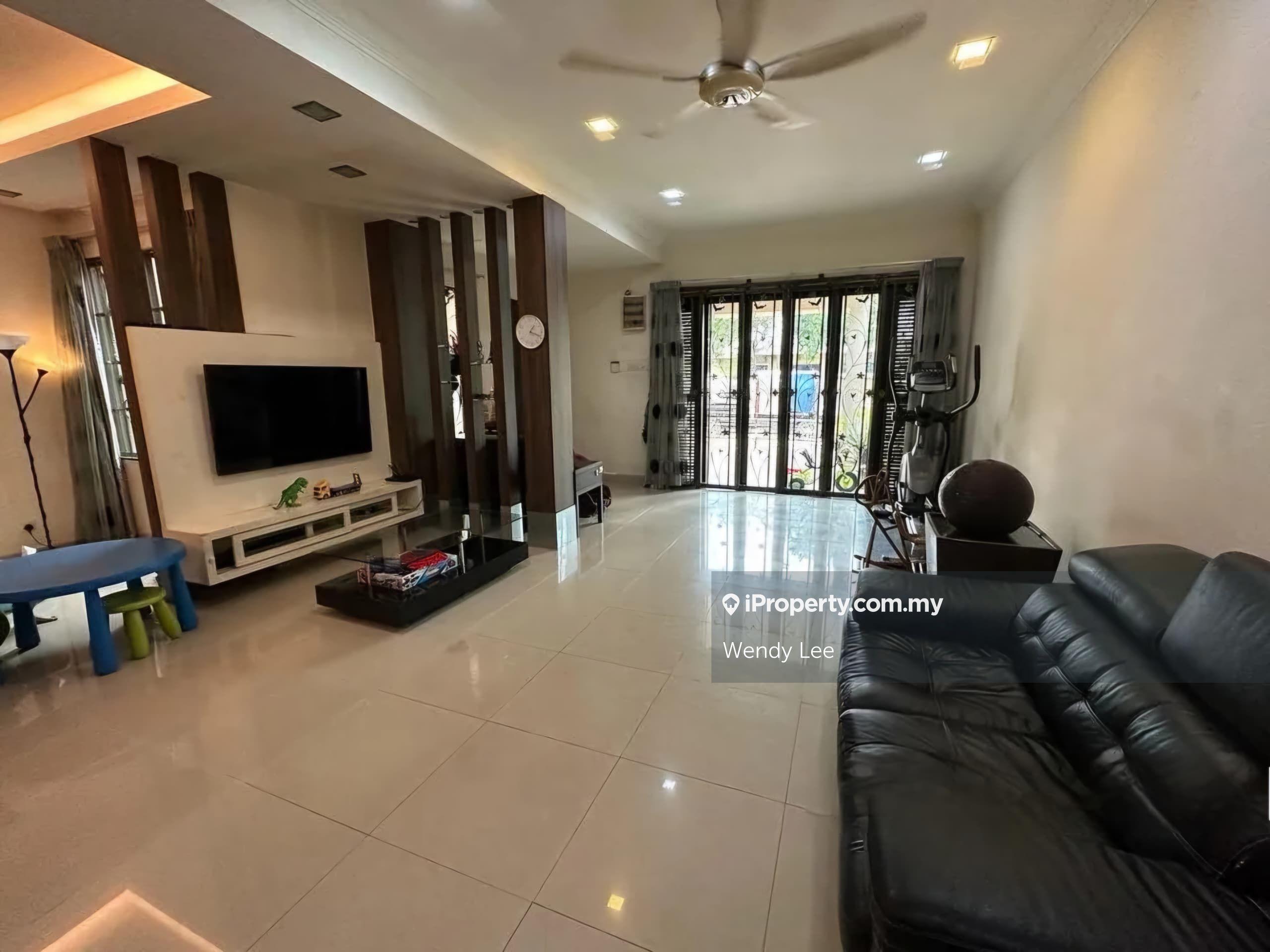 22x 70 Double Story Kitchen Extend Renovated Gate Guarded Below Market