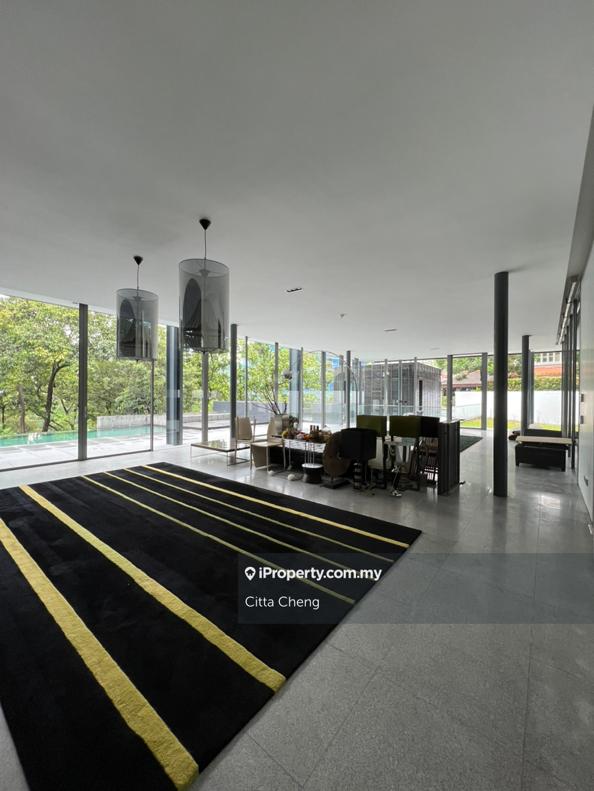 Contemporary Designed Bungalow