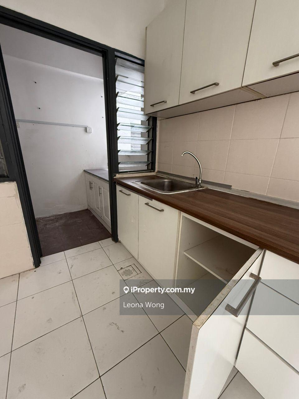 Partially Calisa M @ Calisa Residences Condo 889sf Taman mas Puchong