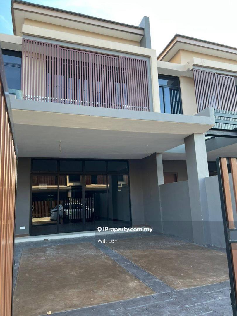 Aurora Sentral Villa @ Iskandar Puteri 2-Storey Superlink (Brand New)