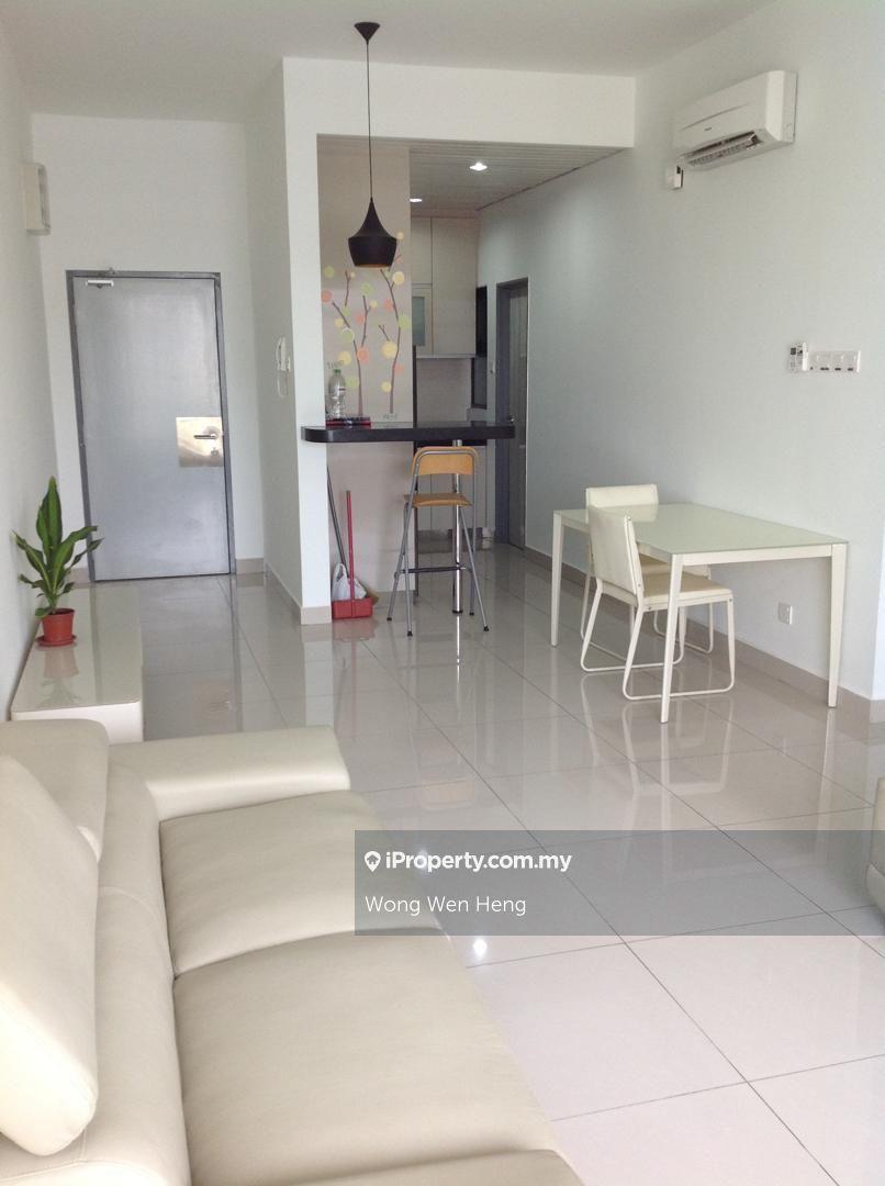Fully Furnished Unit for sale @ Amaya Maluri