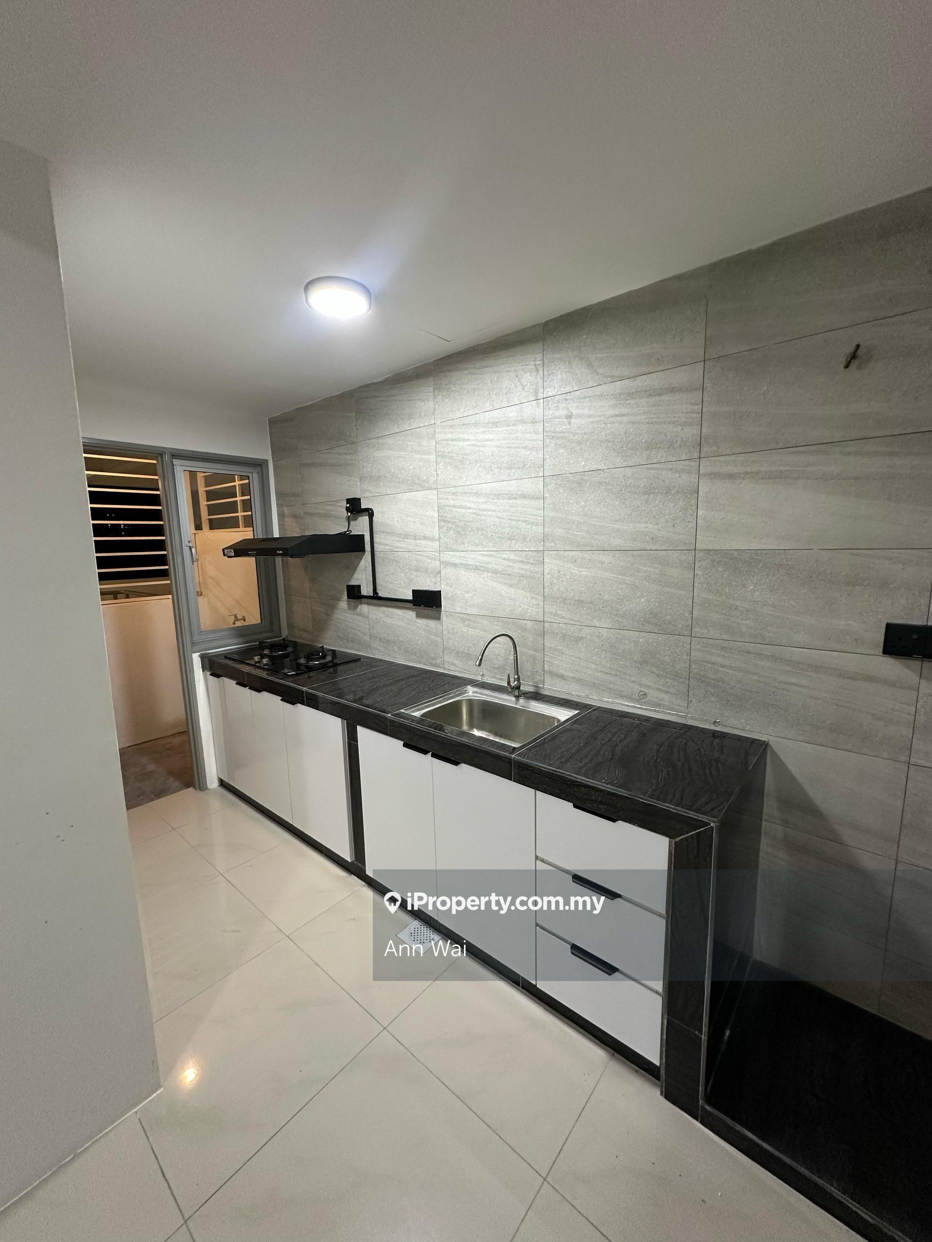 Vista Agresif Unit For Rent,Kajang Condo Endlot Partly Furnish Disewa