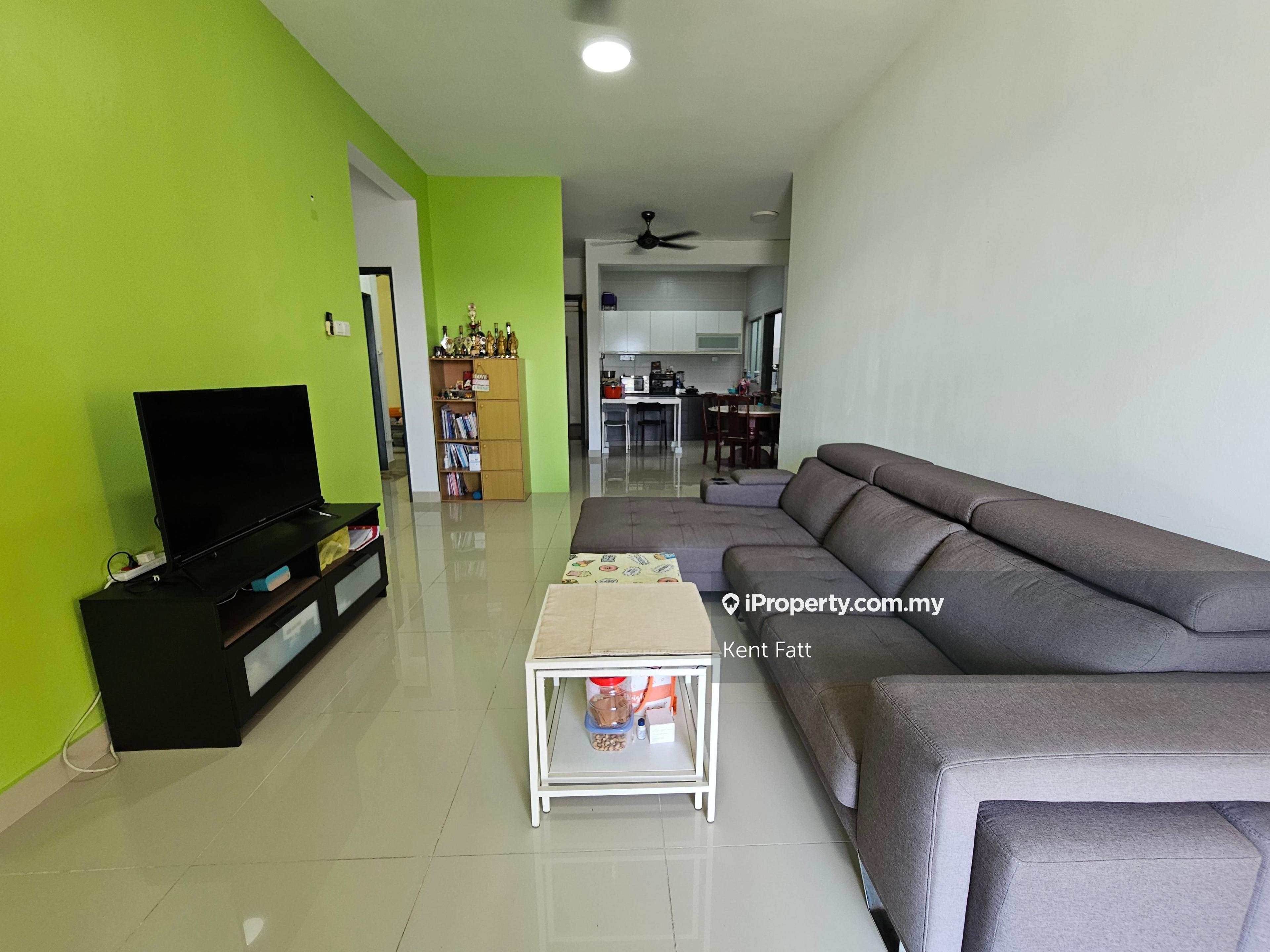 4 Bedroom Fully Furnished Condominium For Sale