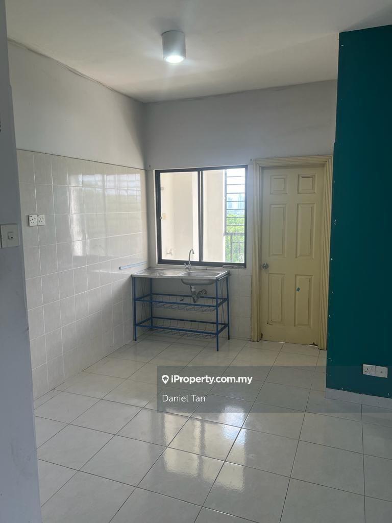 Kristal Villa Condo Kajang 2, good condition