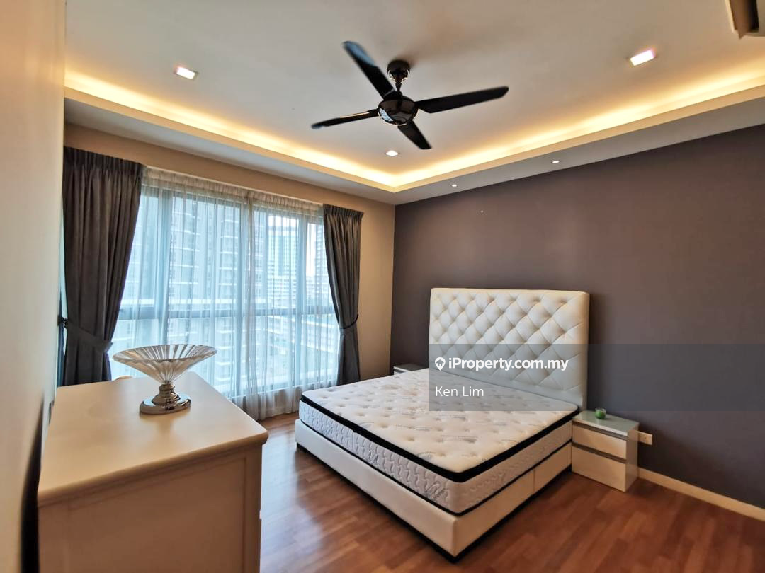Largest unit, Walking Distance to Sunway Geo Avenue, BRT station