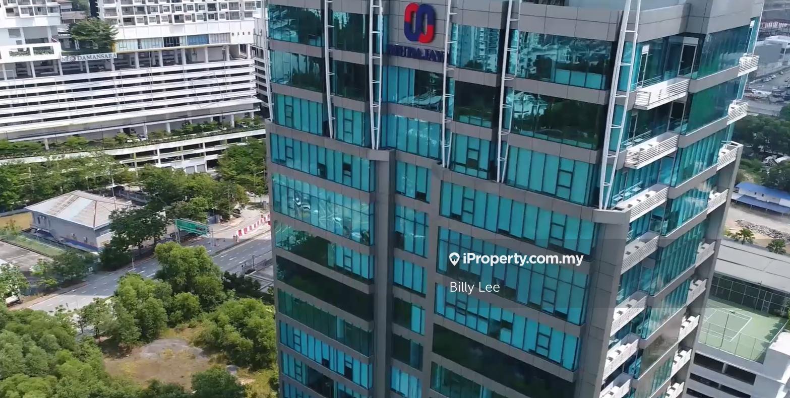 Stunning View En Floor Office comes Partially Furnished For Rent
