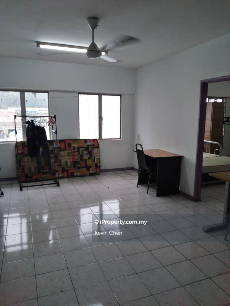 Pangsapuri Medan Mas Sungai Buloh 3 Rooms Unit For Sale