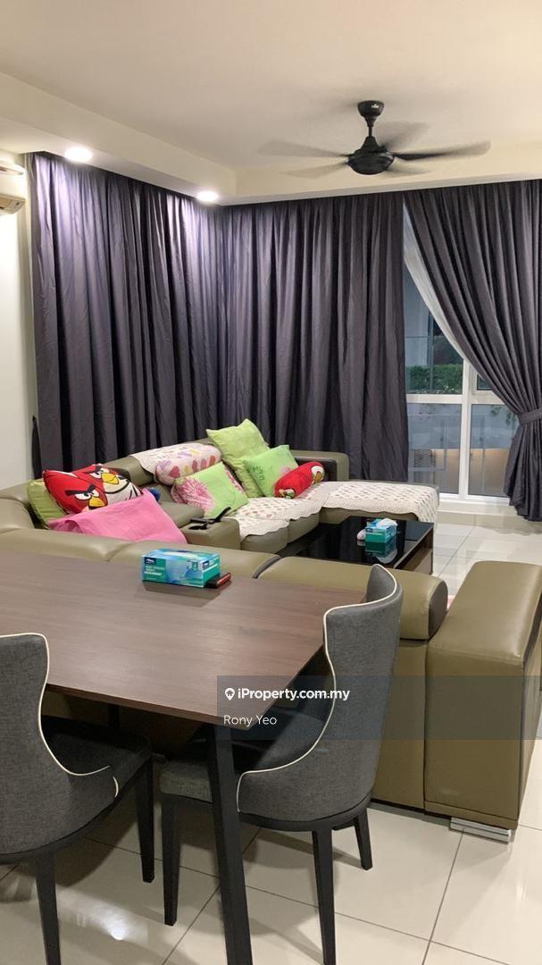 The Court Fully Furnished Swimming Pool View 1044sqft For Sale !!