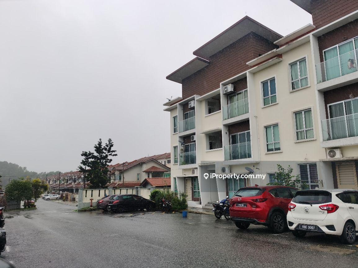 Bandar Mahkota Cheras - Townhouse for Rent and Sale