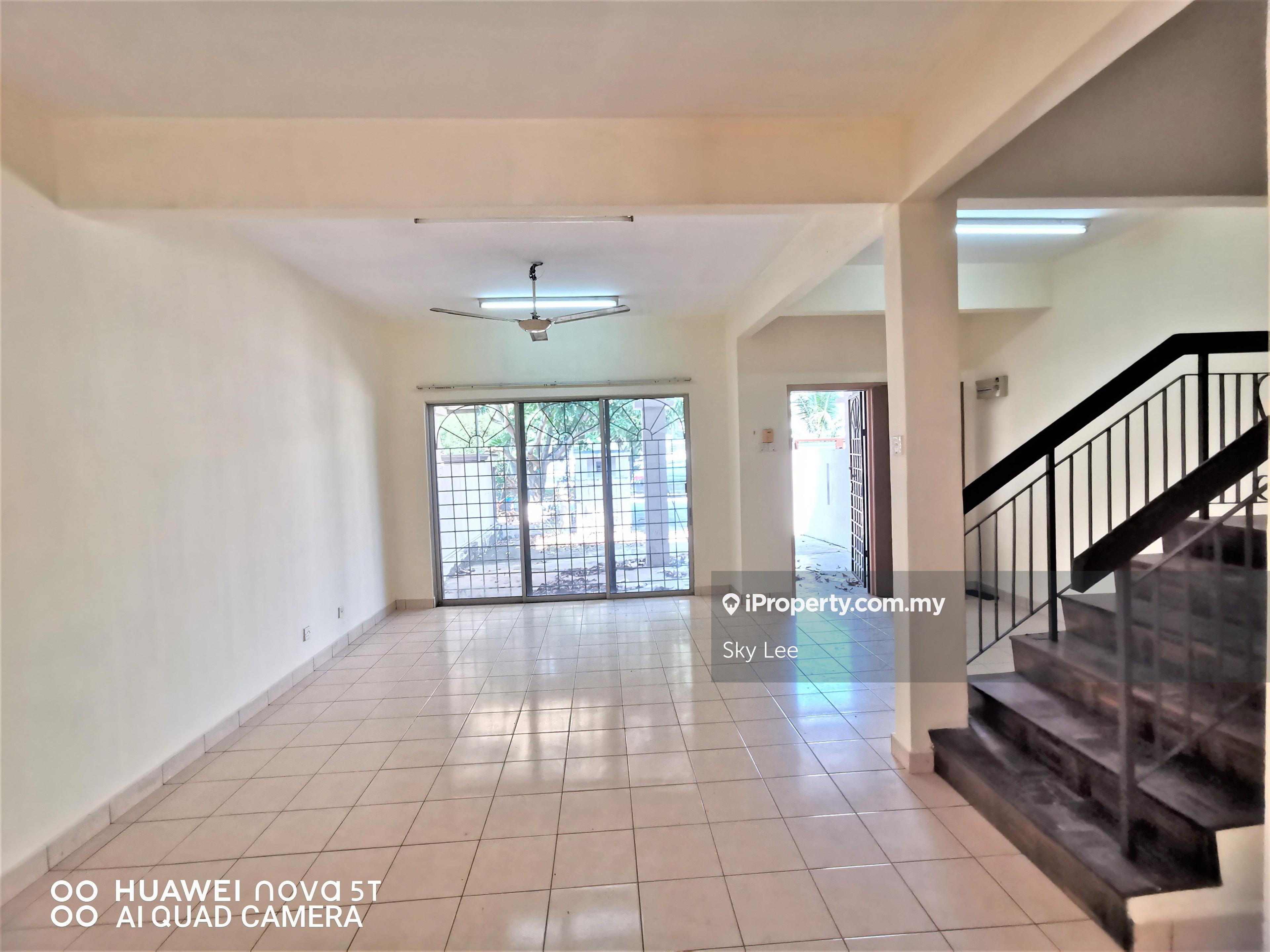 Freehold Non Facing House, More Paking Space