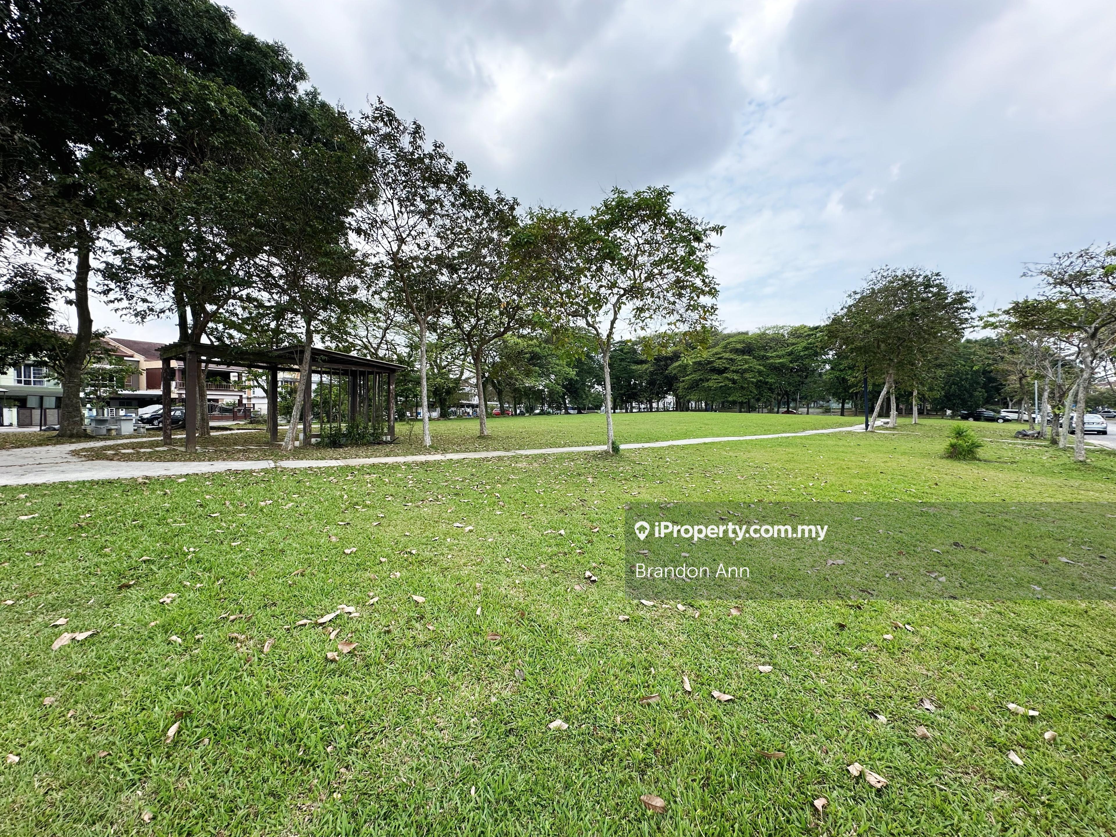 End lot terrace facing playground