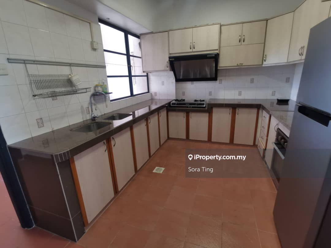 2 min walking distance to LRT stn Tropika Paradise Condo Unit for rent