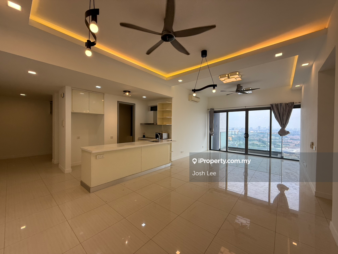 Unblock High Floor, Ready Move In