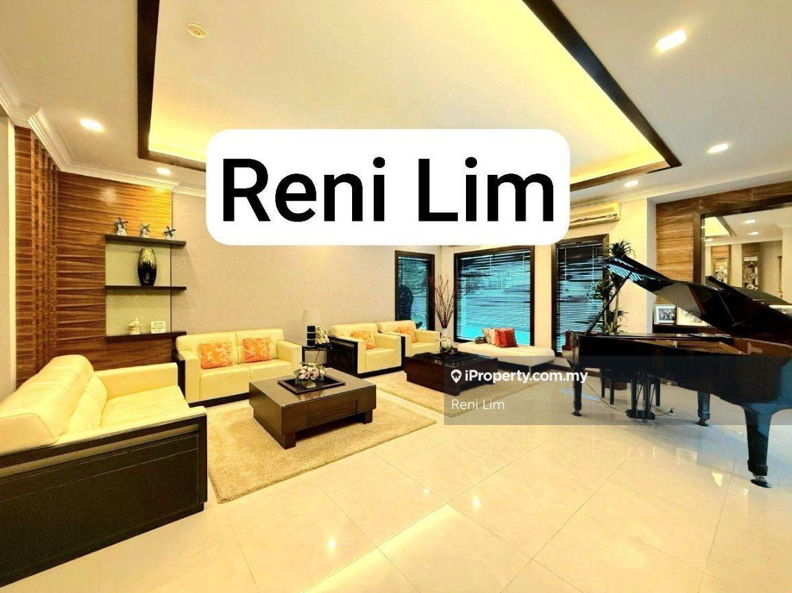 2 Storey Bungalow, Corner, With Swimming Pool, Well Reno & Maintained