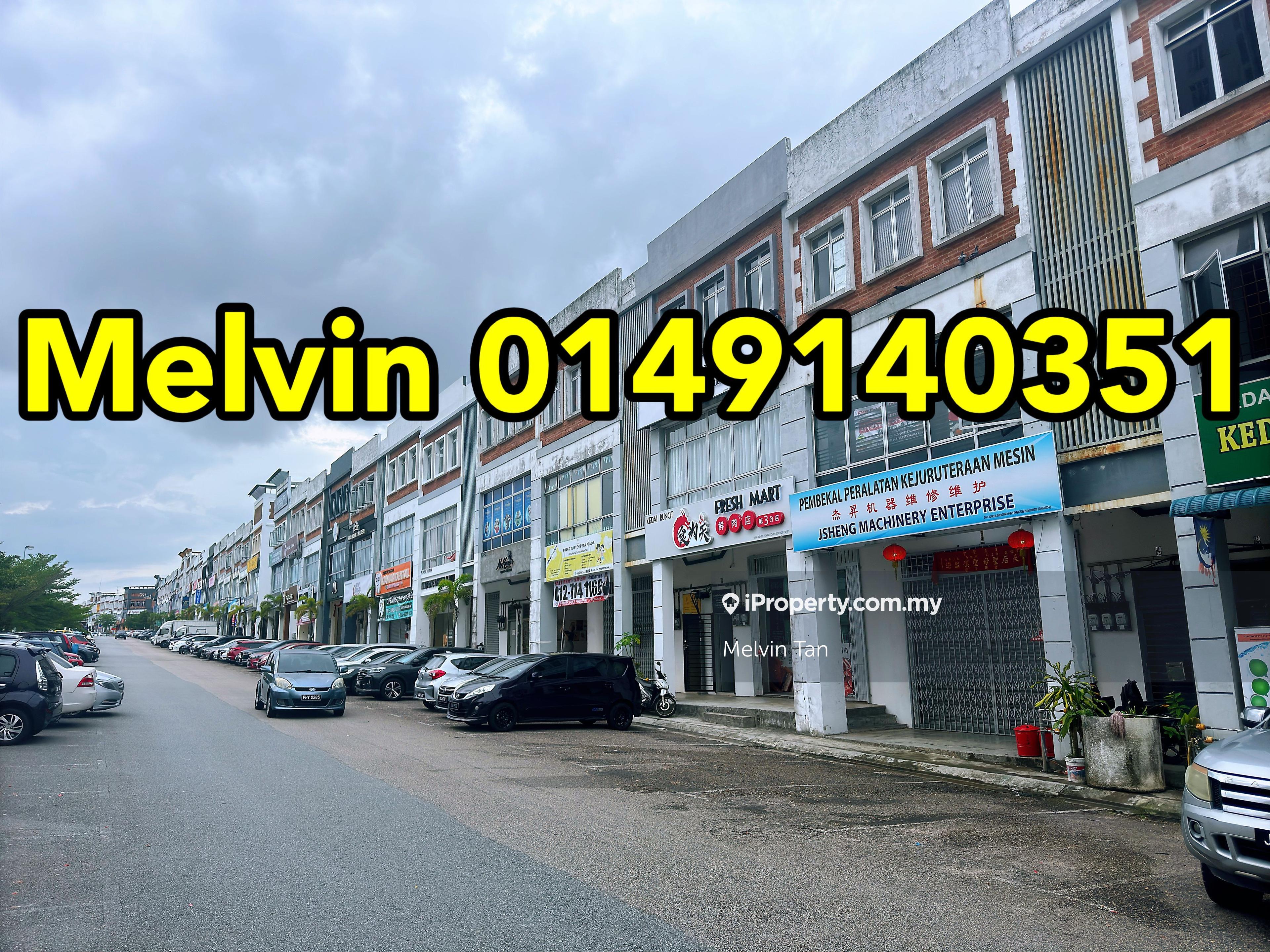 Nusa sentral @ 3 storey shop lot facing main road 