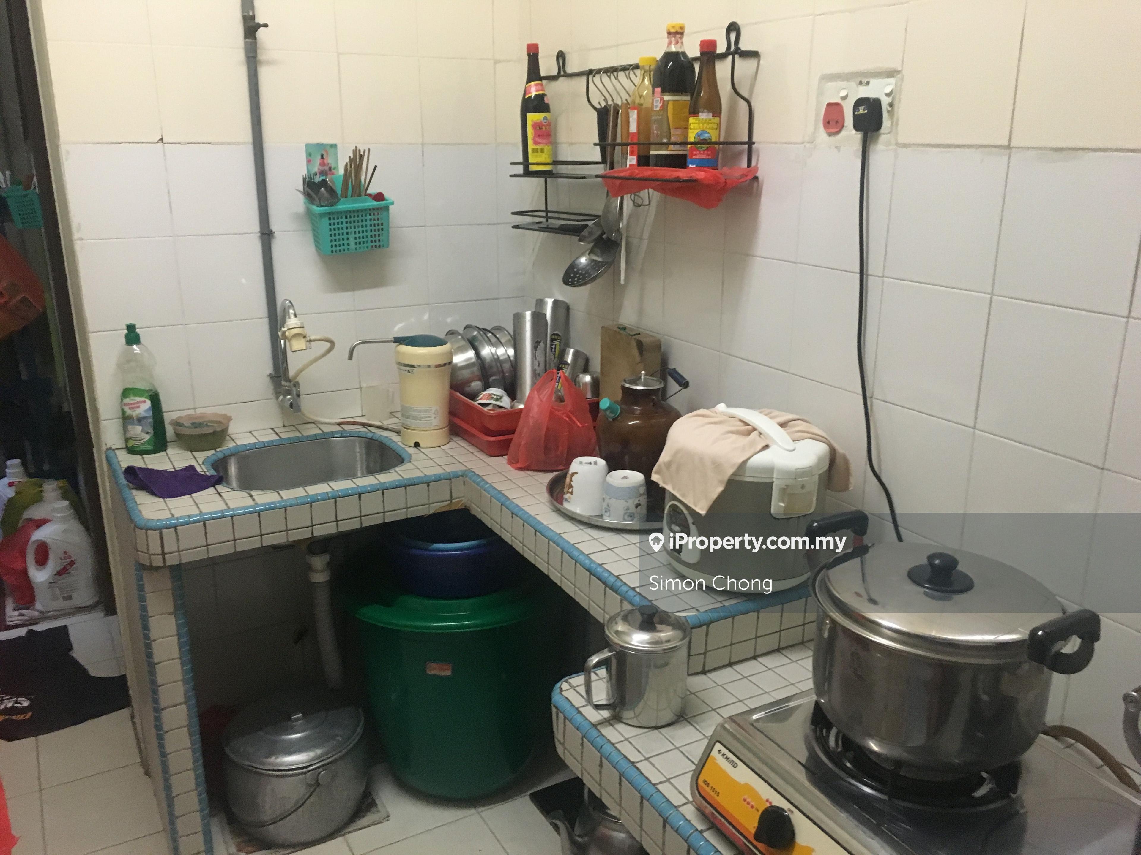 Taman taynton 1 sty for sale
