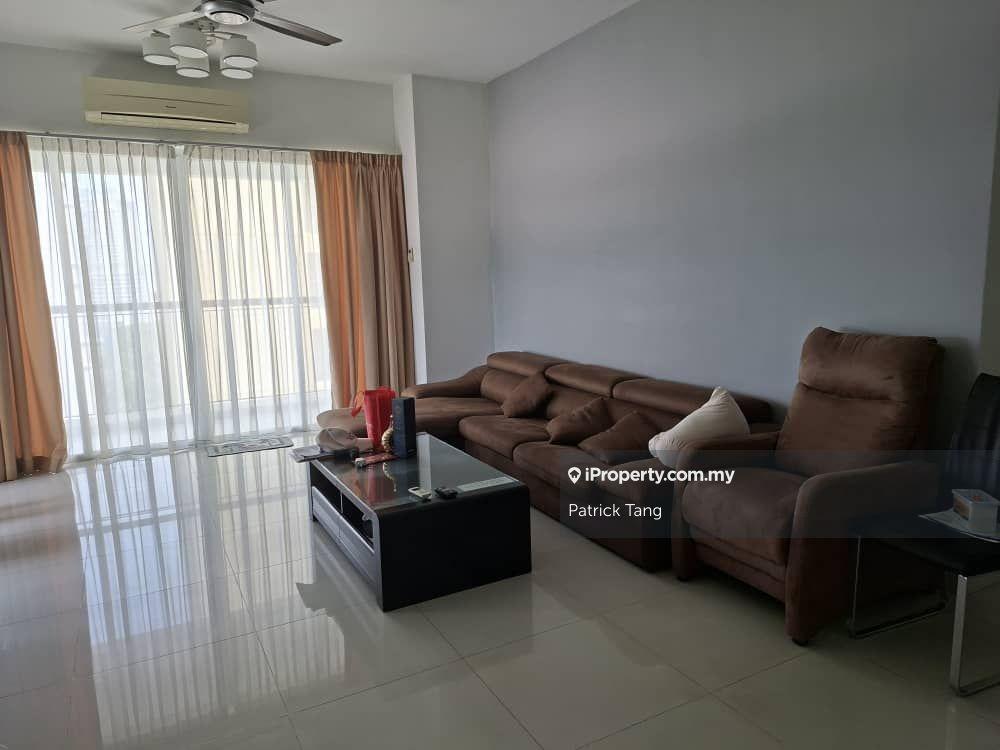 Platino Gelugor Sea view unit for sale freehold 2 carparks
