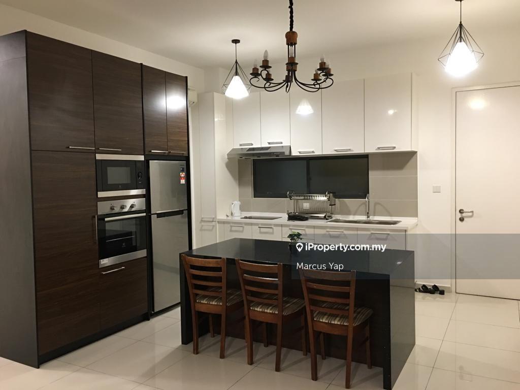 Corner unit sell below market value, many units on hand